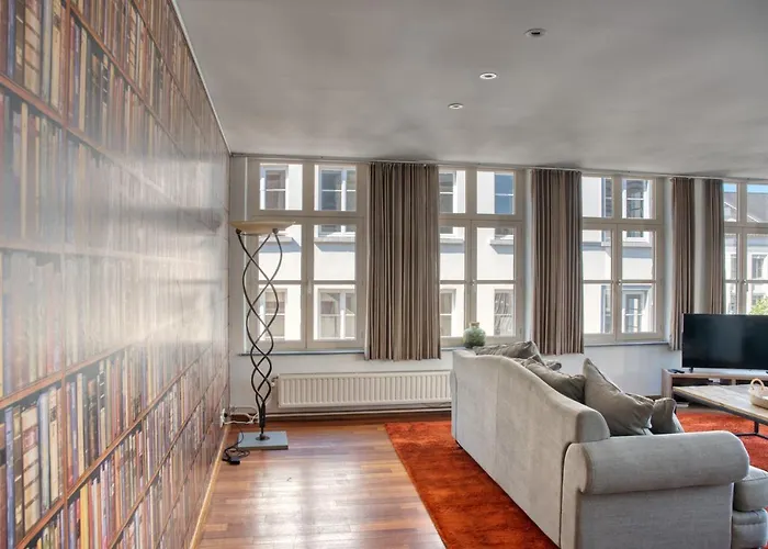 Beautiful City Center Apartments In Ghent Near Medieval Castle